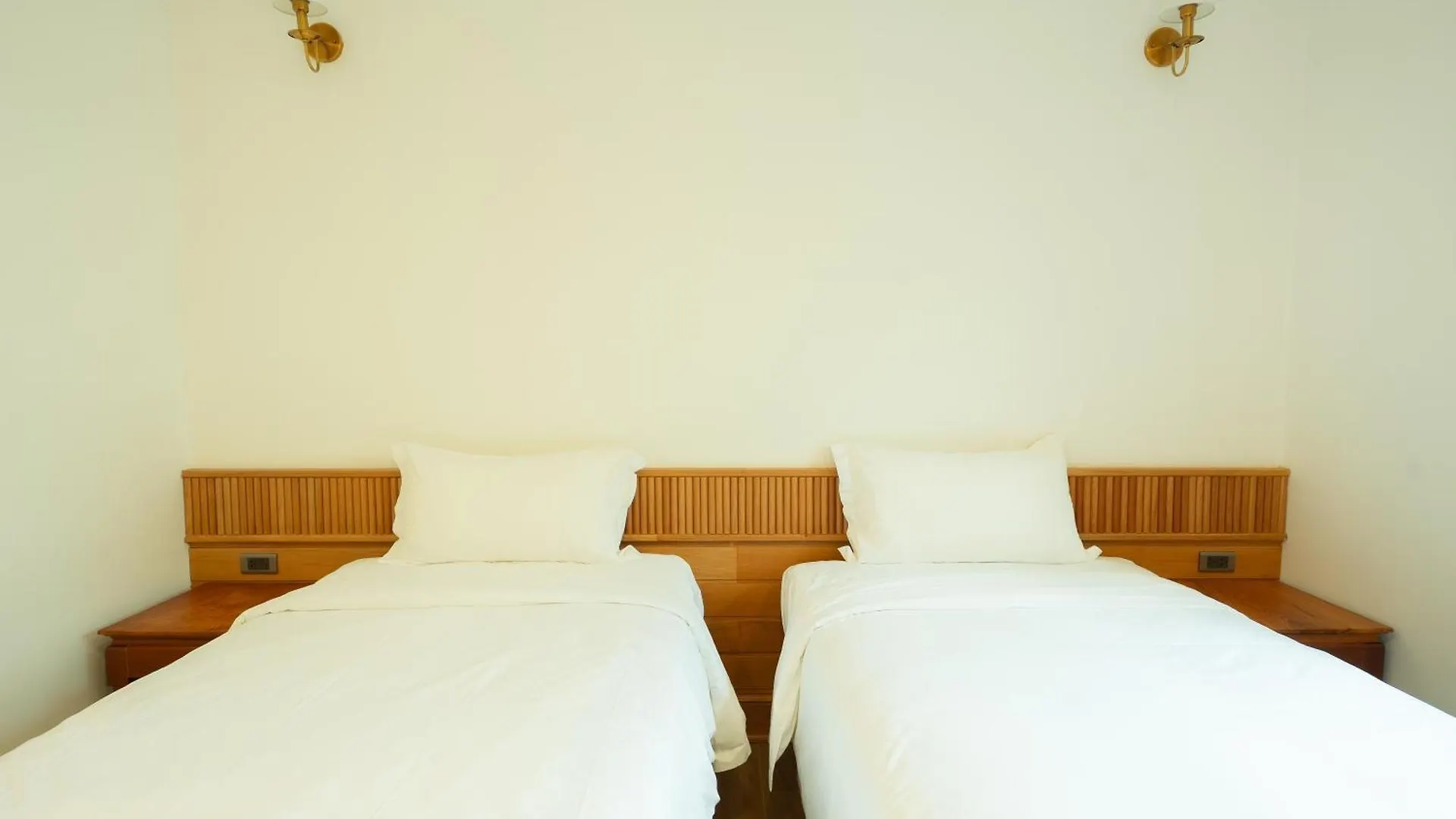 Asoca Hotel 琅勃拉邦 4*,  老挝